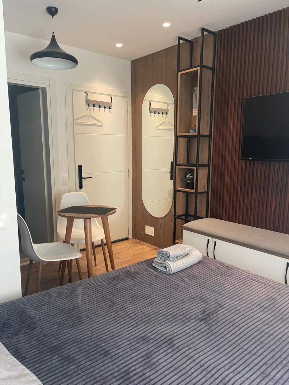 Downtown Studio Apartments تيرانا المظهر الخارجي الصورة